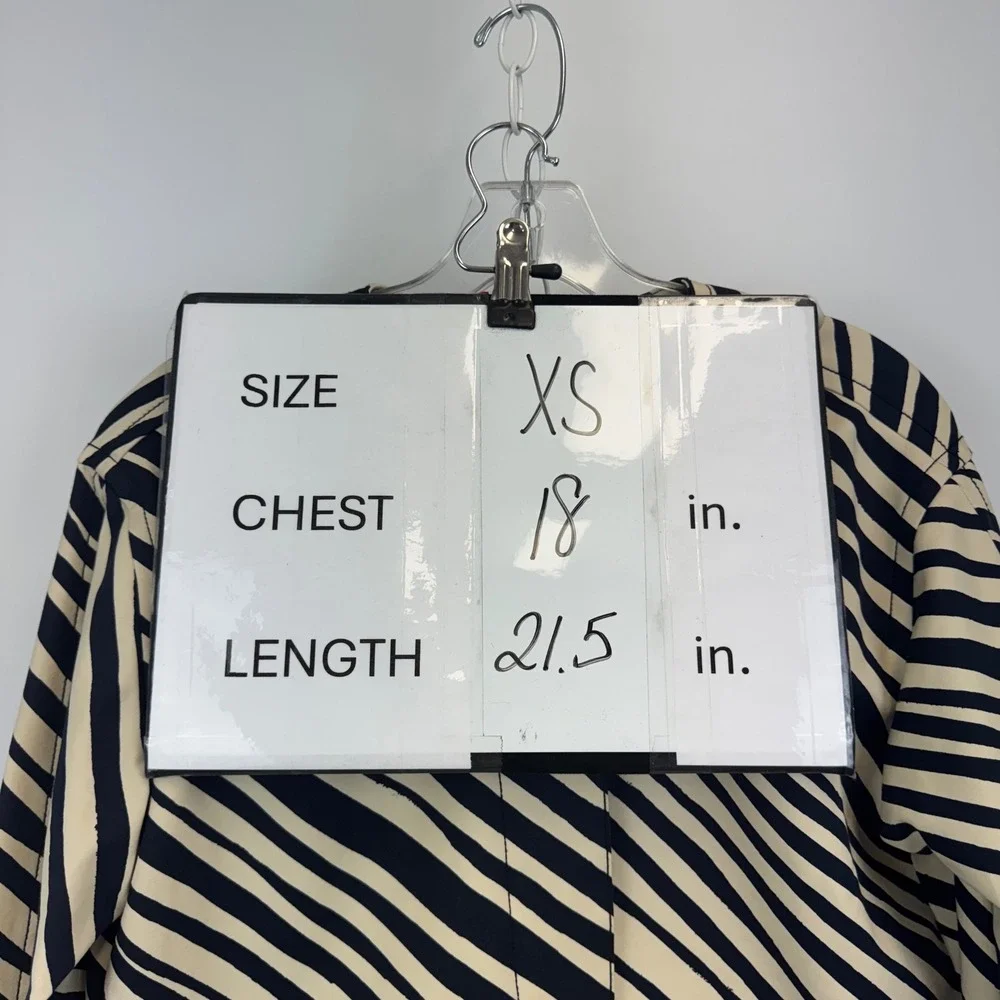 Ann Taylor Womens XS Navy Cream Diagonal Stripe Cropped Jacket Snap Front Pocket